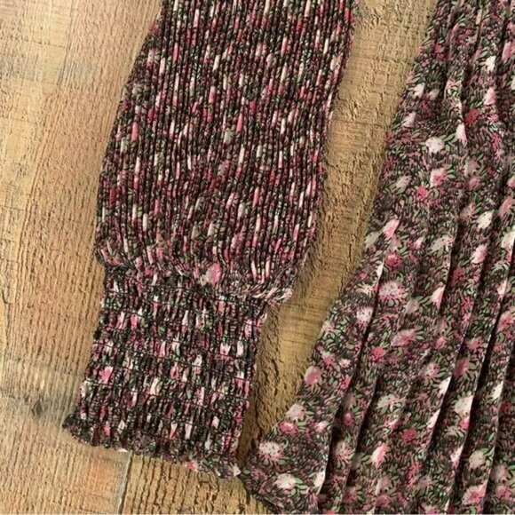 Cabi floral print pleated long sleeve blouse women’s small - Picture 6 of 9